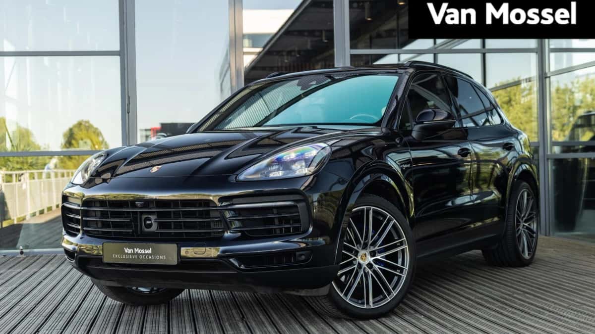 Porsche Cayenne — foto 1