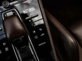 Porsche Cayenne thumbnail 31