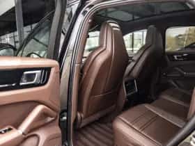 Porsche Cayenne thumbnail 38