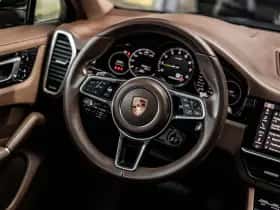 Porsche Cayenne thumbnail 39
