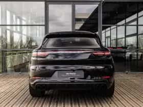 Porsche Cayenne thumbnail 5
