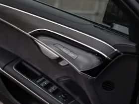 Audi A8 thumbnail 31