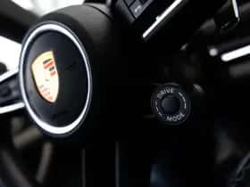 Porsche Panamera (2021) thumbnail 39