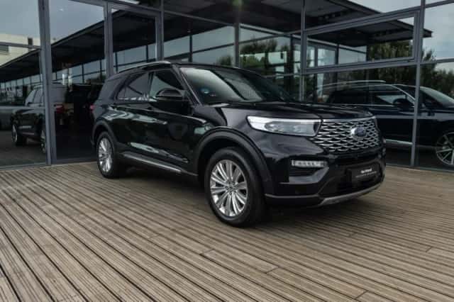 Ford Explorer (2022) thumbnail 3
