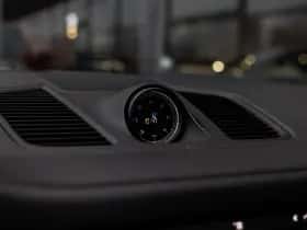 Porsche Cayenne thumbnail 43