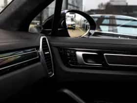 Porsche Cayenne thumbnail 60