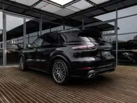 Porsche Cayenne thumbnail 7