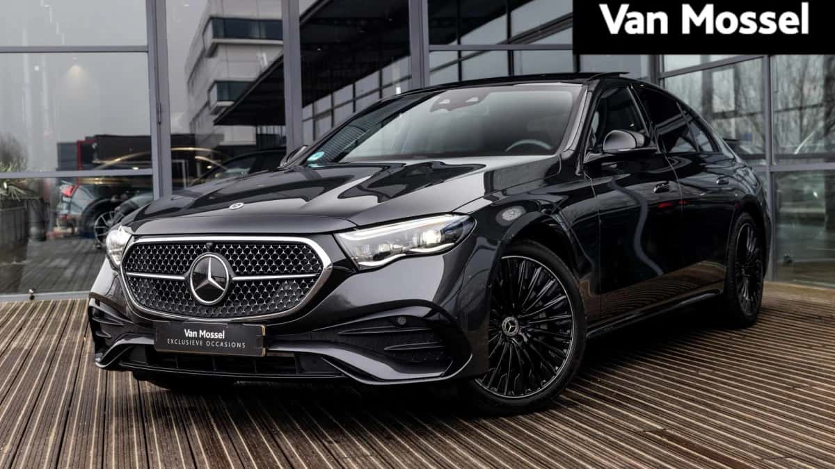 Mercedes-Benz E-Klasse — foto 1