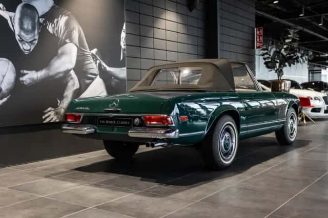 Mercedes-Benz SL-Klasse (1966) thumbnail 3