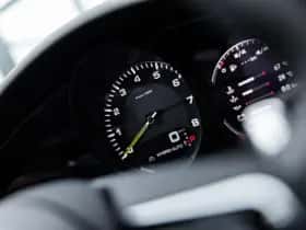 Porsche Panamera thumbnail 34