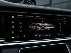 Porsche Panamera thumbnail 44