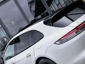 Porsche Panamera thumbnail 10