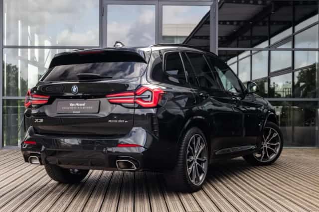 BMW X3 (2023) thumbnail 6