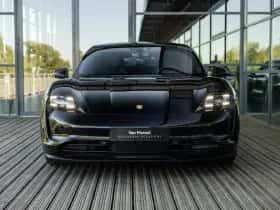 Porsche Taycan thumbnail 3