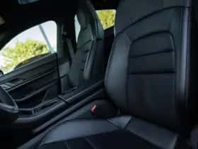 Porsche Taycan thumbnail 23