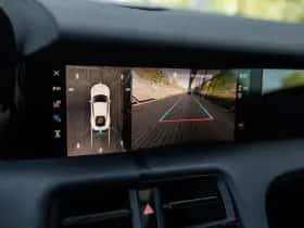 Porsche Taycan thumbnail 33