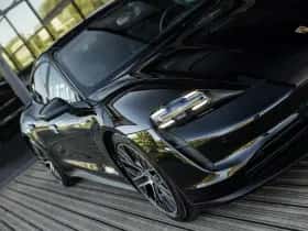 Porsche Taycan thumbnail 9