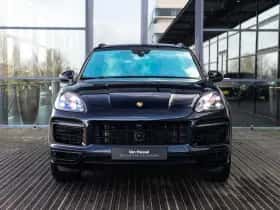 Porsche Cayenne thumbnail 2