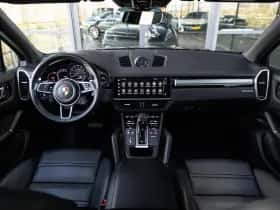 Porsche Cayenne thumbnail 9