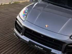 Porsche Cayenne thumbnail 31