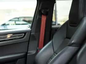 Porsche Cayenne thumbnail 38