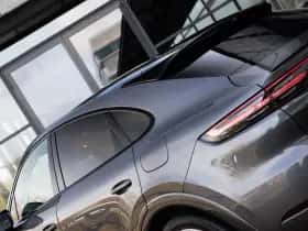 Porsche Cayenne thumbnail 48