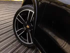 Porsche Cayenne thumbnail 14