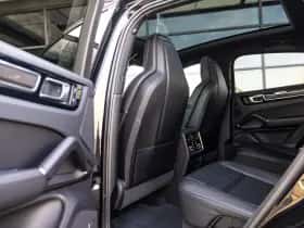 Porsche Cayenne thumbnail 18
