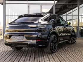 Porsche Cayenne thumbnail 3