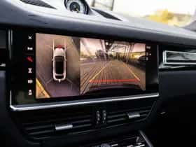 Porsche Cayenne thumbnail 36