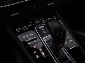 Porsche Cayenne thumbnail 44