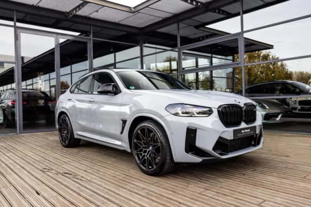 BMW X4 (2021) thumbnail 3