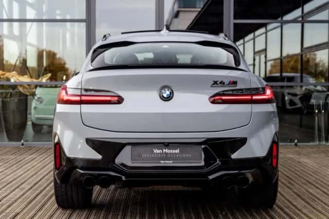 BMW X4 (2021) thumbnail 5