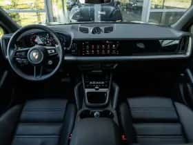 Porsche Cayenne thumbnail 13