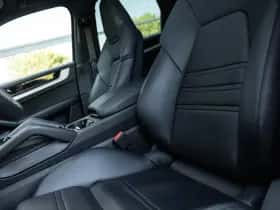 Porsche Cayenne thumbnail 20