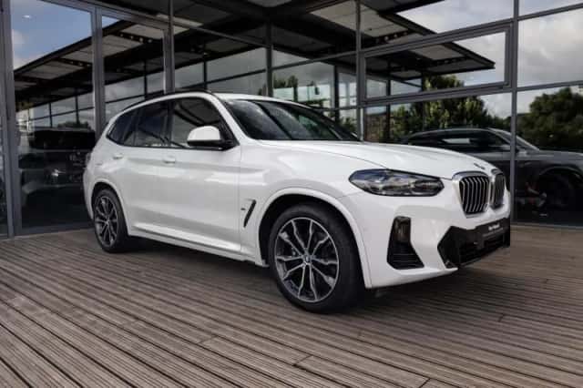 BMW X3 (2023) thumbnail 3