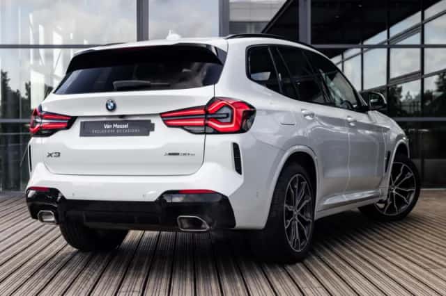 BMW X3 (2023) thumbnail 6