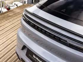 Porsche Cayenne thumbnail 43