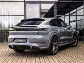 Porsche Cayenne thumbnail 6