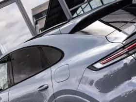Porsche Cayenne thumbnail 8