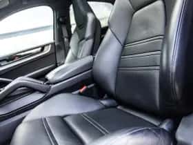 Porsche Cayenne thumbnail 9