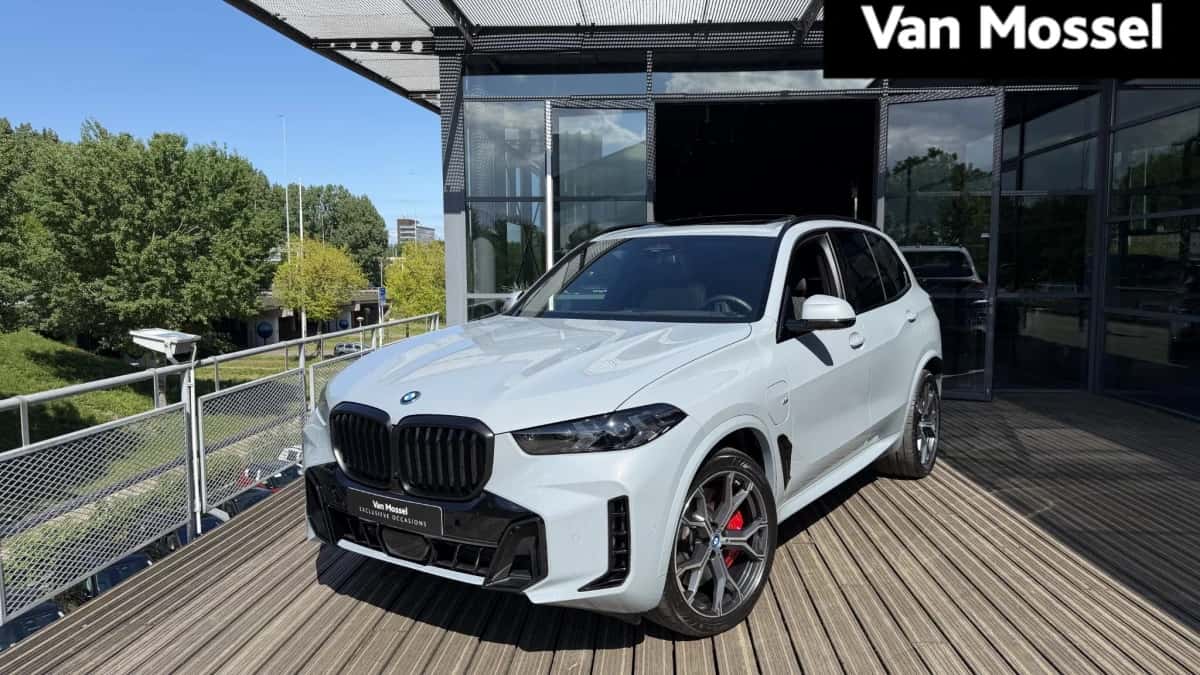 BMW X5 — foto 1