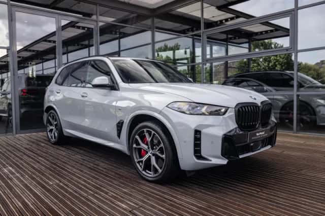 BMW X5 (2025) thumbnail 3
