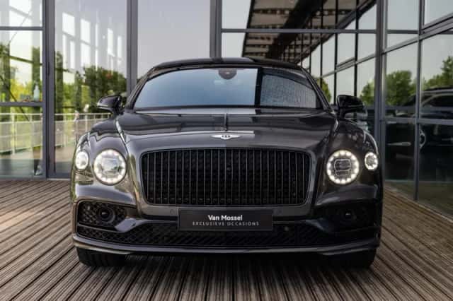 Bentley Flying Spur (2025) thumbnail 2