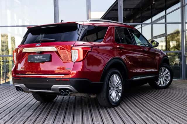 Ford Explorer (2022) thumbnail 6