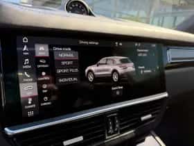 Porsche Cayenne thumbnail 19