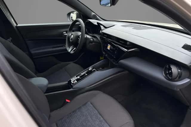 Alfa Romeo Junior (2025) thumbnail 5