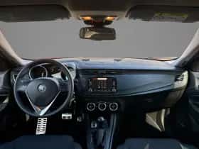 Alfa Romeo Giulietta thumbnail 4