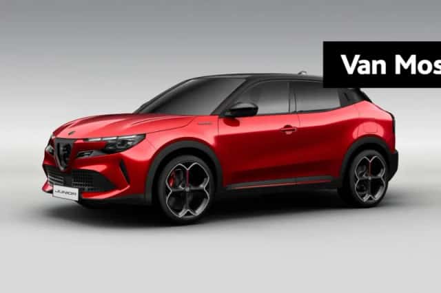 Alfa Romeo Junior (2025) thumbnail 1