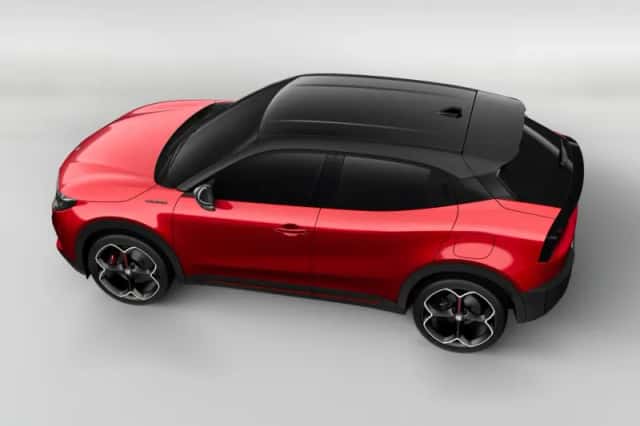 Alfa Romeo Junior (2025) thumbnail 5